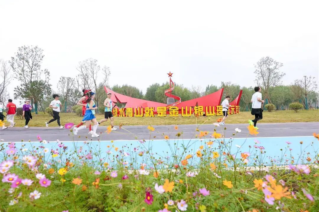 42c6195f383eecef0d41d59ab26ba4aa.jpg 电竞游戏